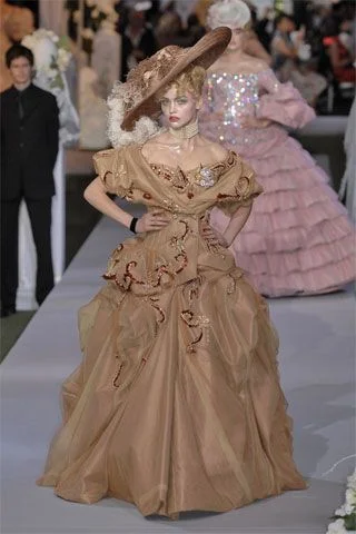 Look 19